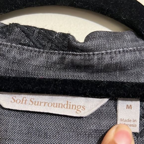 Soft surroundings printed shirt - Picture 2 of 4